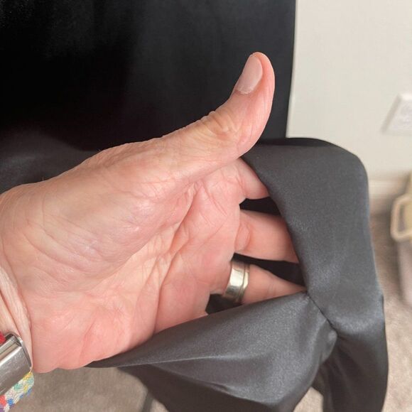 Black Satin Short Robe, Size Small - Picture 4 of 9